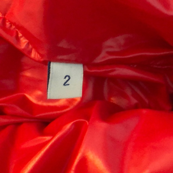 Moncler red vest size 2 Unisex’s - Picture 3 of 8
